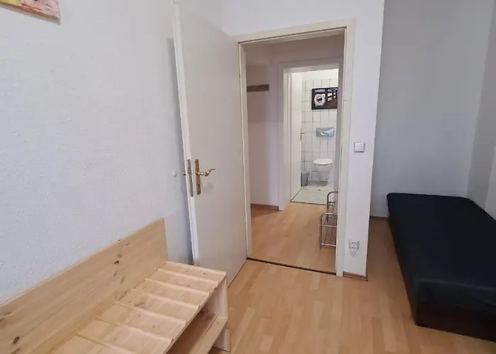 Flex Aparts - 2-raum In Mit Balkon Цвиккау