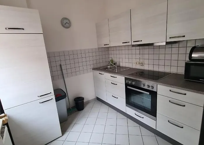 Апартаменты Flex Aparts - 2-raum In Mit Balkon Цвиккау